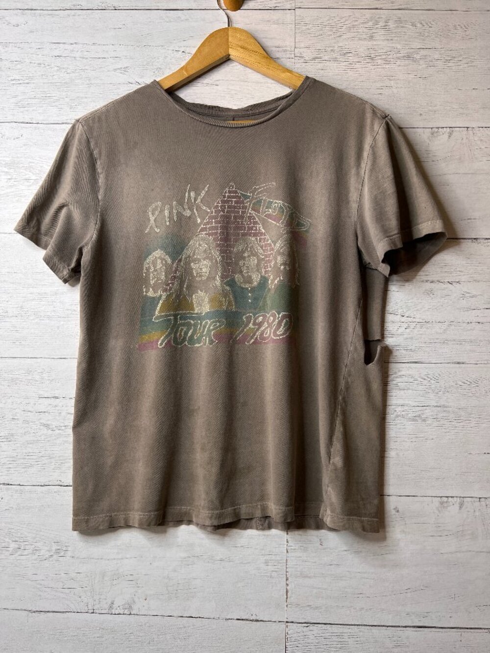 Pink Floyd by Lucky Brand Tee Womens Size Medium Gray Tour 1980 Band Wrecked